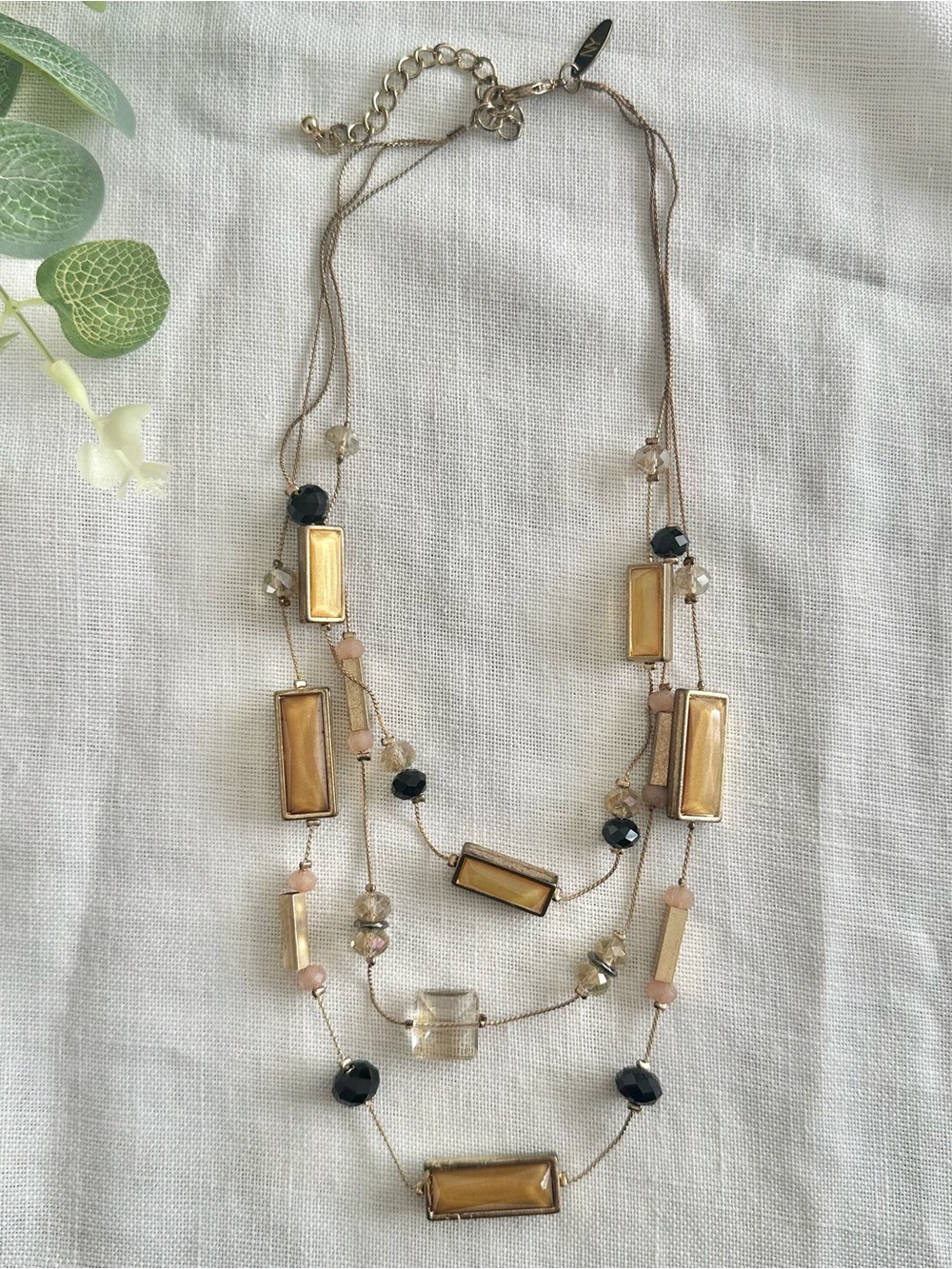 Vintage New York & Company triple layered necklace